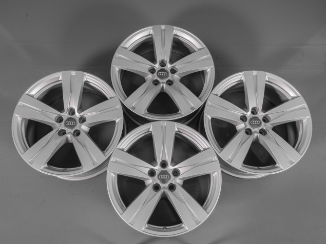 AUDI Q7 8,0x18 5x112 ET25 4M0601025A ORIGINÁLNÍ ALU KOLA