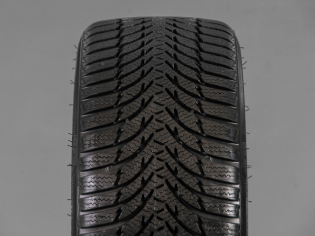 KUMHO WINTER CRAFT WP51 XL 215/40 R17 87V 8808956158743 ZIMNÍ PNEUMATIKY