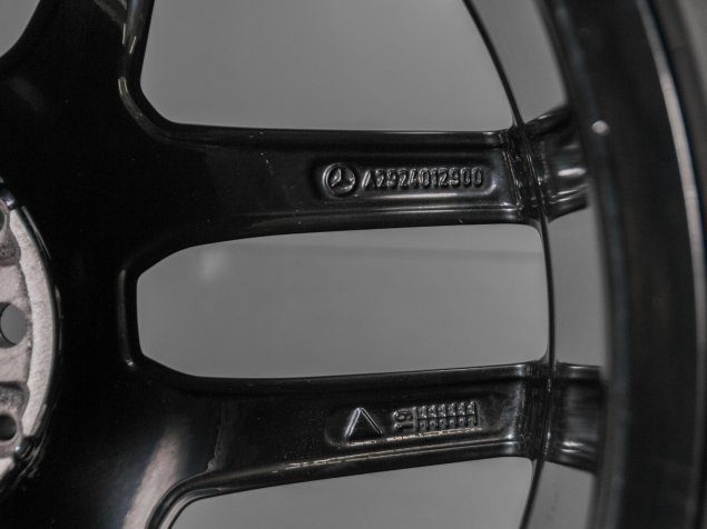 MERCEDES GLE COUPE ZIMNÍ ORIGINÁLNÍ DVOUROZMĚRNÁ SADA R21 A2924011600