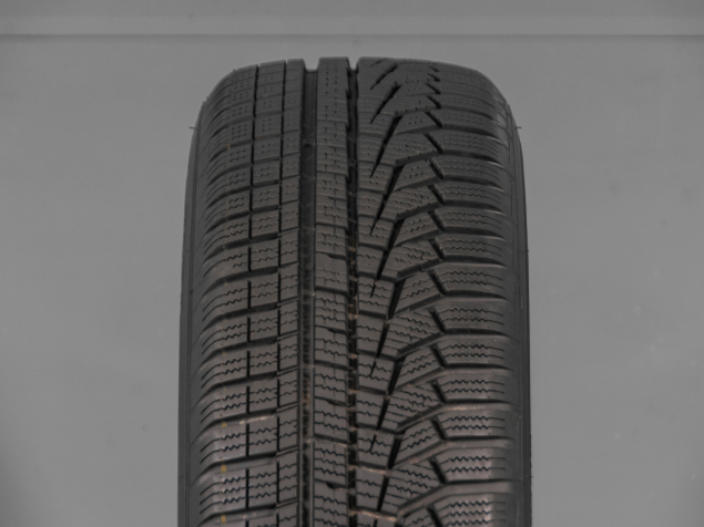 HANKOOK WINTER ICEPT EVO 2 205/60 R16 92H 8808563390741 DEMO ZIMNÍ PNEUMATIKY