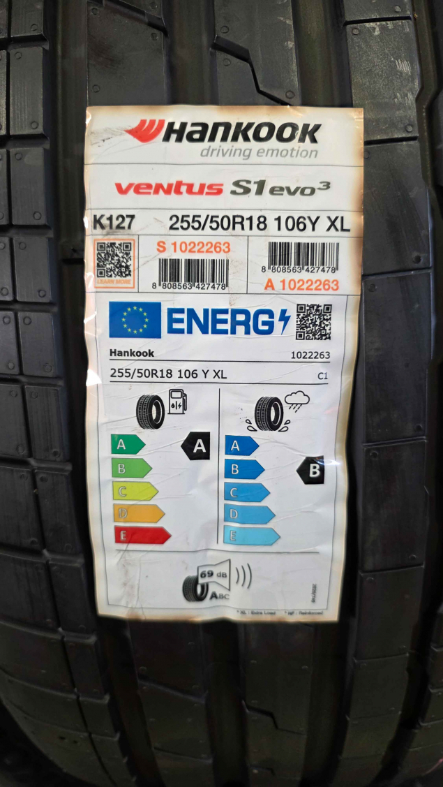 255/50 R18 106Y XL LETNÍ PNEU HANKOOK, OE MERCEDES, EAN: 8808563427478