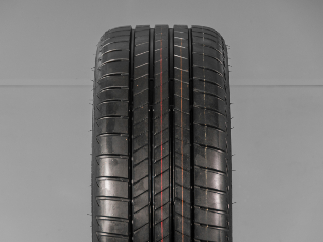 ŠKODA OCTAVIA IV 5E3601025Q, 5E3071499K HA7 225/40 R19 5x112 ORIGINÁLNÍ DEMO ALU SADA