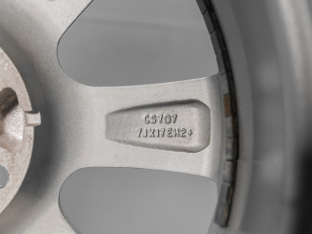 TOYOTA RAV4, HARRIER, 225/65 R17 5x114,3 LETNÍ ALU SADA