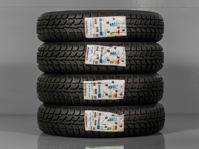 145/80 R13 75T NOVÉ ZIMNÍ PNEUMATIKY HANKOOK