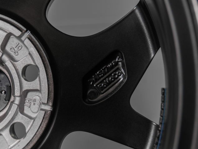 FORD TOURNEO CUSTOM II ORIGINÁLNÍ ZIMNÍ ALU SADA R17 6x120 2773583