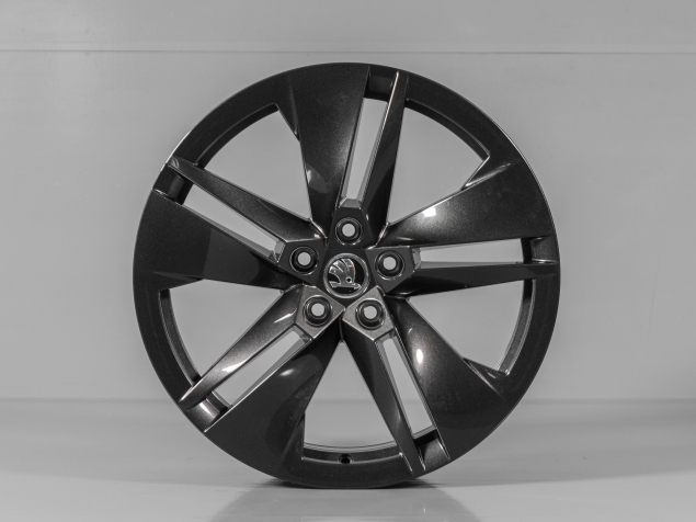 ŠKODA ENYAQ iV 8,0x19 5x112 ET45 5LA601025B, 5LG071499C FL8 DEMO ALU KOLA