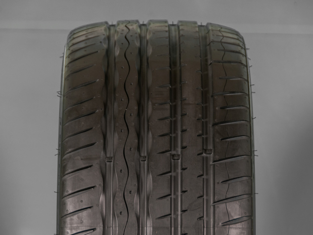 245/30 R20 90Y XL LAUFENN BY HANKOOK LETNÍ PNEUMATIKY, EAN: 8808563526140