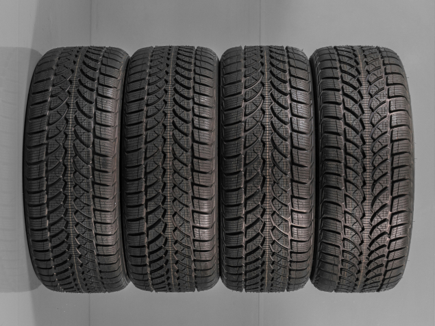 BRIDGESTONE BLIZZAK LM-32 225/50 R17 94H 3286341405019 NOVÉ ZIMNÍ PNEUMATIKY