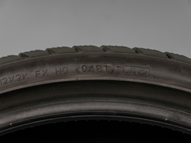 285/30 R22 101W XL POUŽITÉ ZIMNÍ PNEU HANKOOK, AUDI RS6