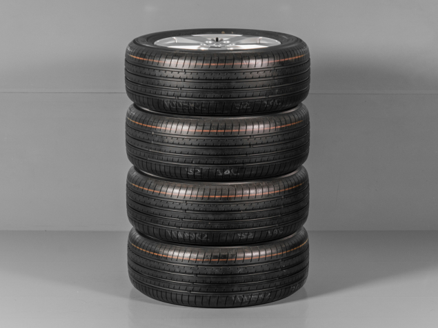 ŠKODA KAROQ DEZENT 225/55 R17 5x112 NOVÁ LETNÍ ALU SADA