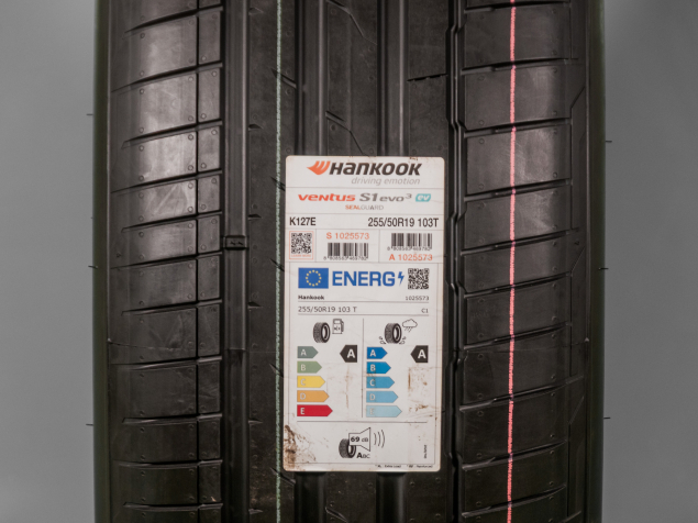 Pneumatiky Hankook Ventus S1 evo3 ev K127E 255/50 R19 Letní