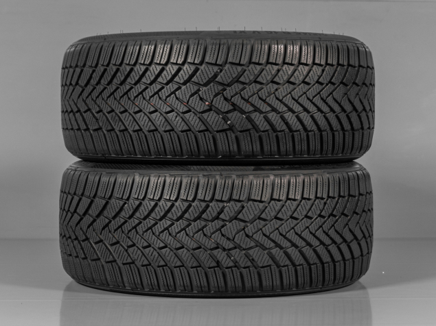 CONTINENTAL 215/45 R16 90V 4019238676549 ZIMNÍ PNEUMATIKY