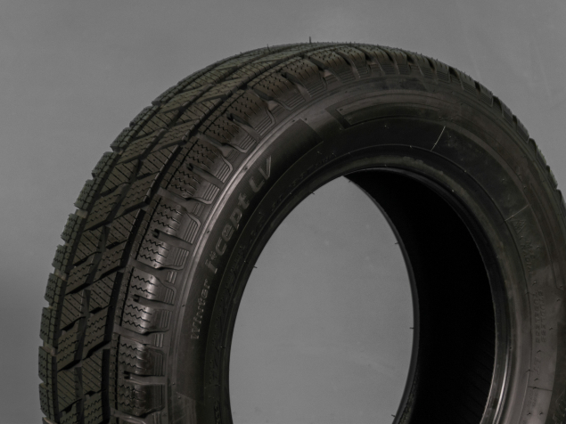 175/65 R14C 90/88T NOVÉ ZIMNÍ PNEUMATIKY HANKOOK