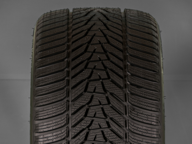 285/35 R19 103V XL NOVÉ ZIMNÍ PNEUMATIKY HANKOOK
