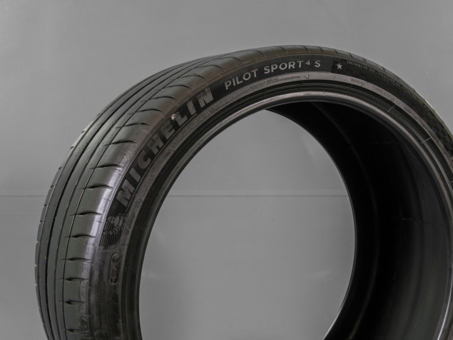 MICHELIN PILOST SPORT 4S 295/35 R21, 315/30 R22 3528700325430, 3528702452486 LETNÍ DVOUROZMĚRNÁ SADA PNEUMATIK BMW