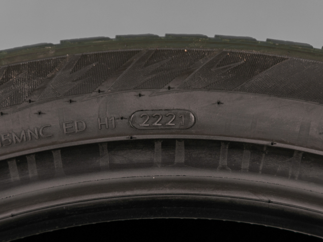 255/50 R20 105T NOVÉ ZIMNÍ PNEUMATIKY HANKOOK