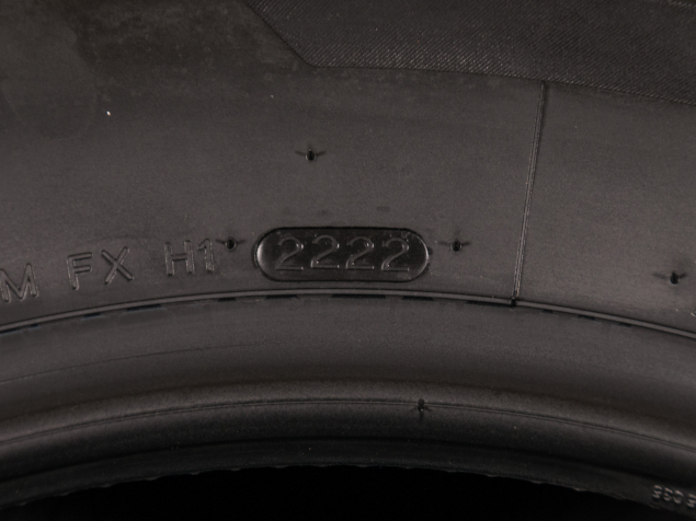 235/70 R16 109 H NOVÉ ZIMNÍ PNEUMATIKY HANKOOK