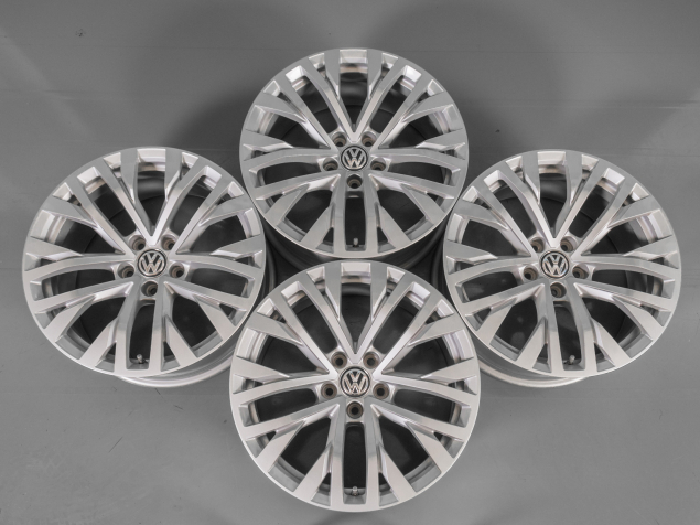 VOLKSWAGEN TOUAREG 8,0x18 ET25 5x112 760601025H, TPMS, ORIGINÁLNÍ ALU KOLA