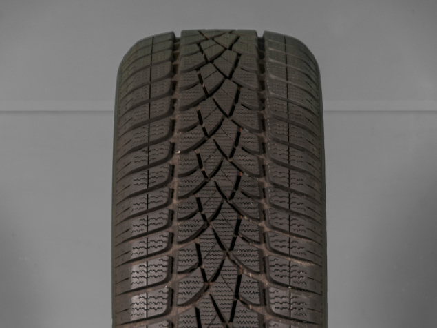 235/55 R18 100H POUŽITÉ ZIMNÍ PNEU DUNLOP 3D