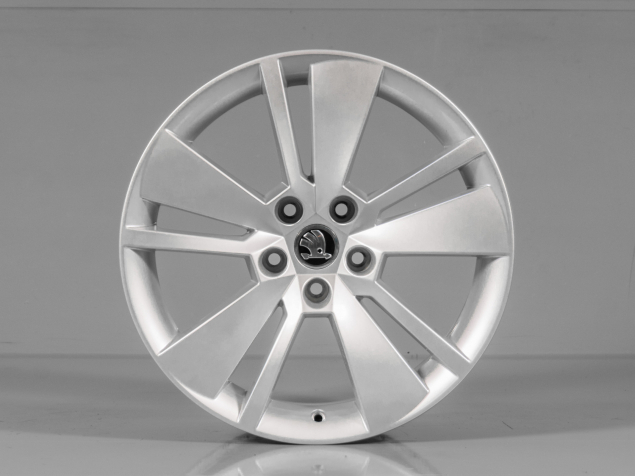 ŠKODA SUPERB 8,0x18 5x112 ET44 3V0601025AD/HA ORIGINÁLNÍ ALU KOLA