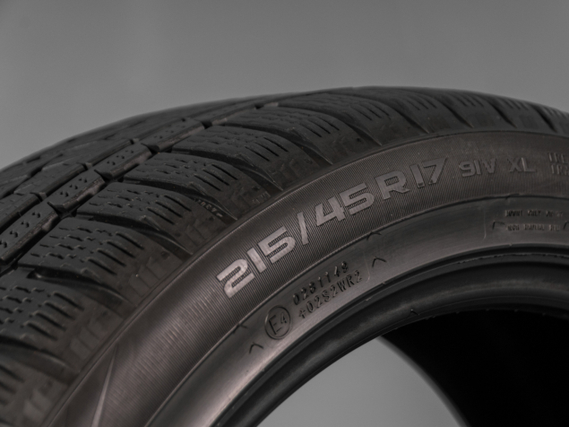 NOKIAN WR A4 215/45 R17 91V 6419440210483 ZIMNÍ PNEUMATIKY