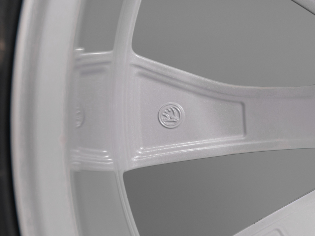ŠKODA KAROQ, 57A 601 025G, 225/45 R19, ROZTEČ 5x112, ORIGINÁLNÍ LETNÍ ALU SADA