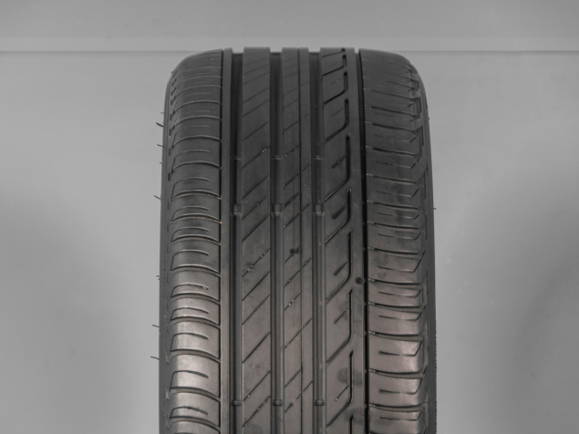 BRIDGESTONE TURANZA T001 XL 225/40 R18 92Y 3286340785716 LETNÍ PNEUMATIKY