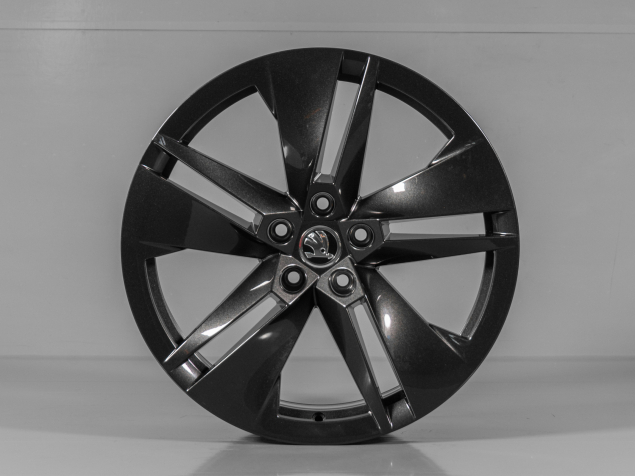 ŠKODA ENYAQ iV 8,0x19 5x112 ET45 5LA601025B, 5LG071499C FL8 DEMO ALU KOLA
