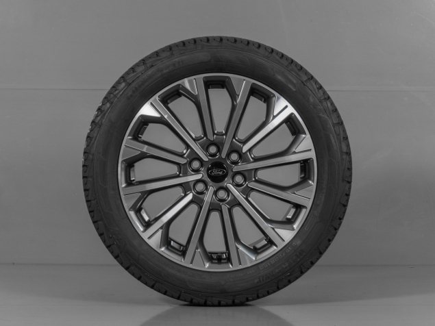 FORD TRANSIT CUSTOM II NOVÁ ZIMNÍ OE SADA R19, PNEUMATIKY 235/50 R19C, ROZTEČ 6x120, PZ31-1007-HA (2 653 320)