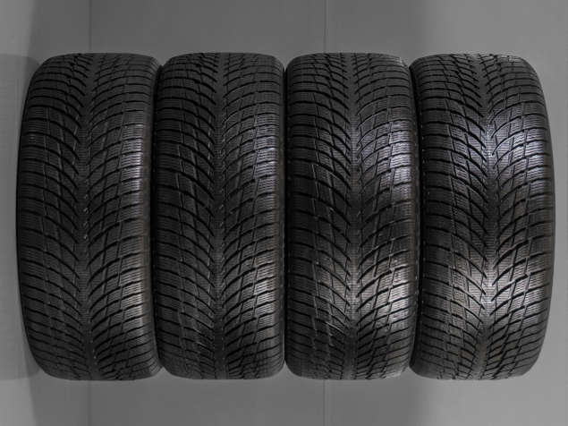 NOKIAN WR SNOWPROOF P XL 235/40 R1996V 6419440408880 ZIMNÍ PNEUMATIKY
