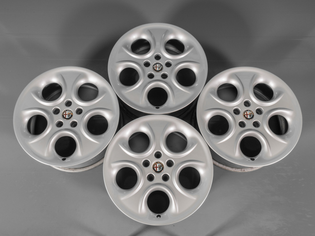 ALFA ROMEO 166 7,5x17 5x108 ET41 60629500 ORIGINÁLNÍ ALU KOLA