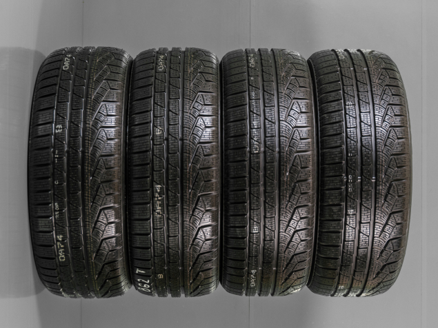 PIRELLI WINTER SOTTOZERO 240 245/55 R17 102V MO 8019227215731 NOVÉ ZIMNÍ PNEUMATIKY