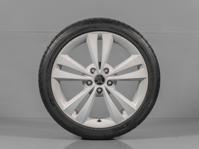 ŠKODA OCTAVIA, SUPERB, 1Z0601025AD, 225/40 R18 5x112, ORIGINÁLNÍ LETNÍ ALU SADA