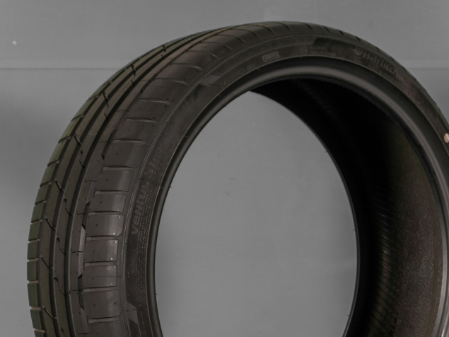Pneumatiky Hankook K127B Ventus S1 evo3 245/35 R21 Letní