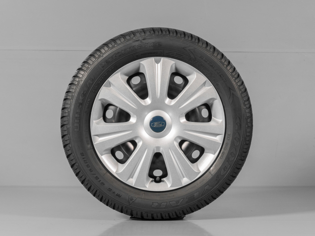 FORD FOCUS DM5C-AB 215/55 R16 5x108 TPMS ORIGINÁLNÍ ZIMNÍ OCLEOVÁ SADA