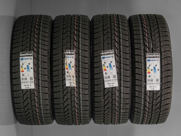 NOVÉ ZIMNÍ PNEU GOODYEAR R19 235/50 R19C, EAN: 4038526360199, VÝROBA 2025