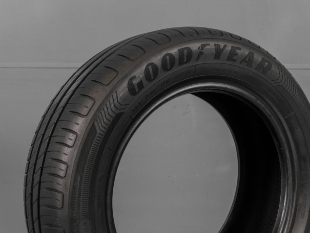 GOODYEAR EFFECIENTGRIP PERFORMACE 195/60 R15 88H 4038526431462 LETNÍ PNEUMATIKY