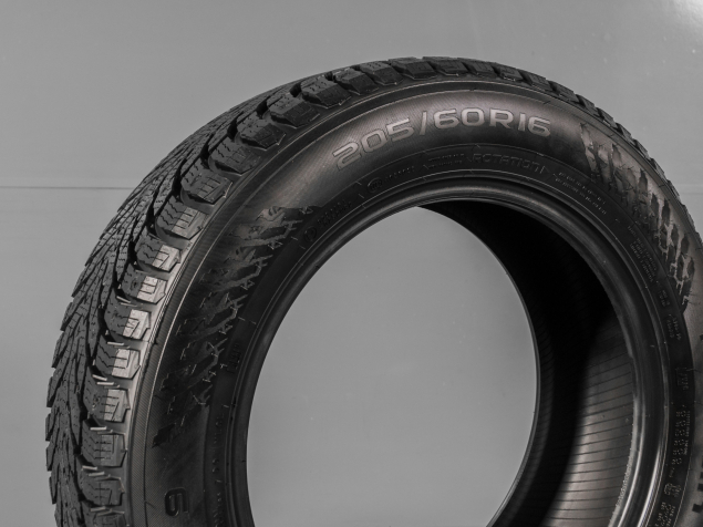 NOKIAN HAKKAPETIITTA 9 XL 205/60 R16 96T 6419440322001 ZIMNÍ DEMO PNEUMATIKY