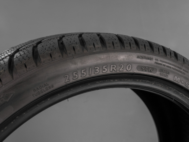 DUNLOP SP WINTER SPORT 3D 255/35 R20 97W 3188649814619 ZIMNÍ PNEUMATIKY