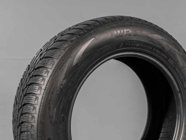 NOKIAN WR D4 215/60 R16 99H 6419440136875 ZIMNÍ PNEUMATIKY