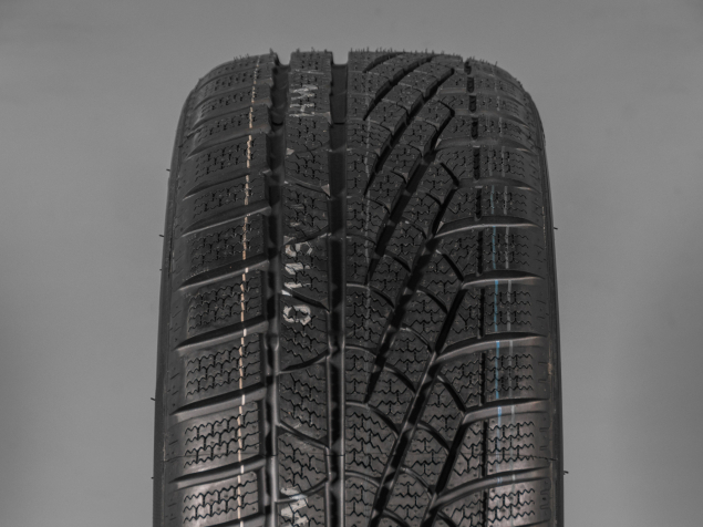 PIRELLI SOTTEZERO WINTER 225/45 R18 95H 8019227241402 ZIMNÍ PNEUMATIKY