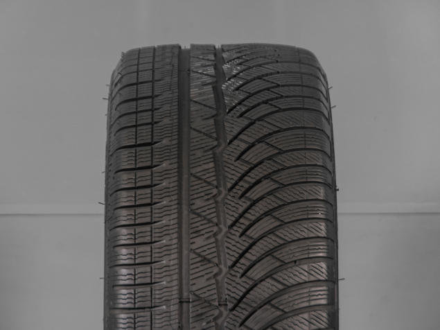 MICHELIN PILOT ALPIN 4 XL 225/45 R18 95V, 3528703867586 + 245/40 R18 97V, 3528707365910, ZIMNÍ DVOUROZMĚRNÁ SADA PNEUMATIK