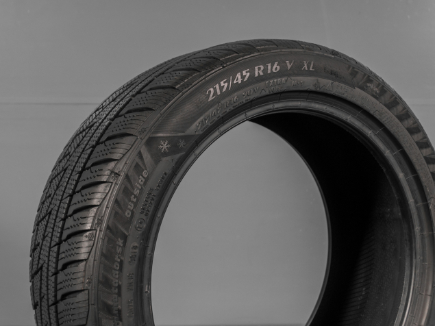 MATADOR SIBIR SNOW MP92 215/45 R16 90V 4050496800963 ZIMNÍ PNEUMATIKY