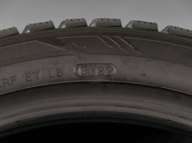 245/40 R18 97V XL NOVÉ ZIMNÍ PNEUMATIKY LAUFENN BY HANKOOK