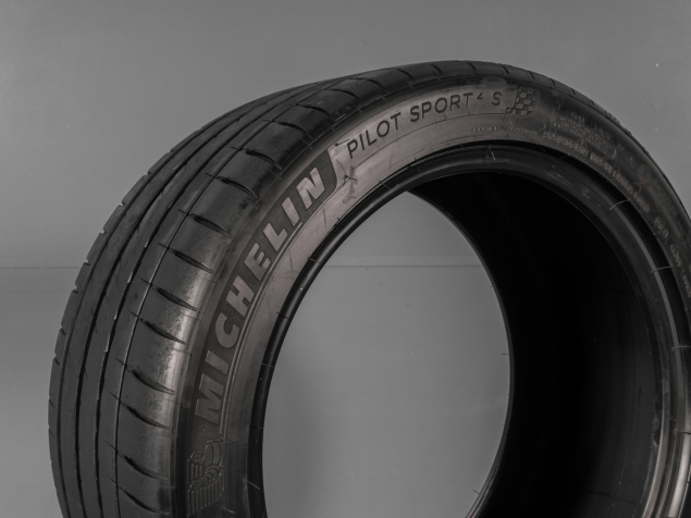 MICHELIN PILOTSPORT 4S 275/40 R19 105Y 3528709469692 ZIMNÍ PNEUMATIKY