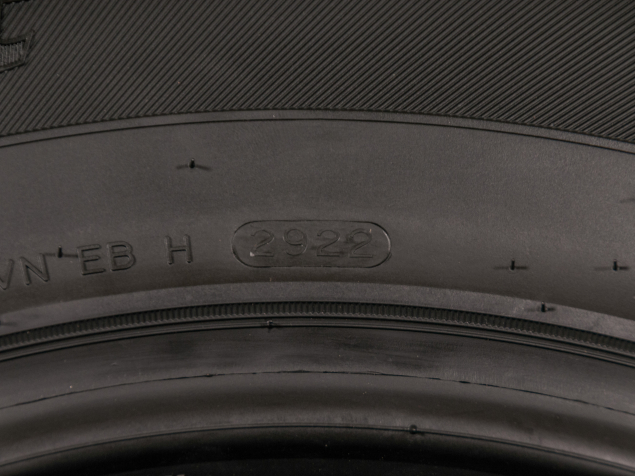 215/80 R15 102 Q NOVÉ ZIMNÍ PNEUMATIKY HANKOOK