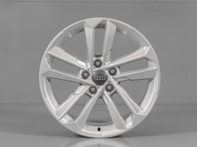 AUDI A3 8Y0601025E 8,0x17 5x112 ET46 NOVÁ ORIGINÁLNÍ ALU KOLA