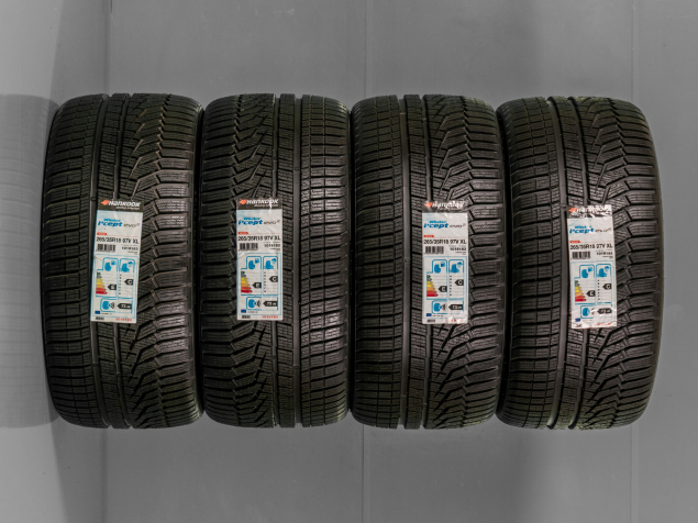 265/35 R18 97V XL NOVÉ ZIMNÍ PNEUMATIKY HANKOOK