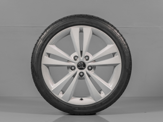 ŠKODA OCTAVIA, SUPERB, 1Z0601025AD, 225/40 R18 5x112, ORIGINÁLNÍ LETNÍ ALU SADA