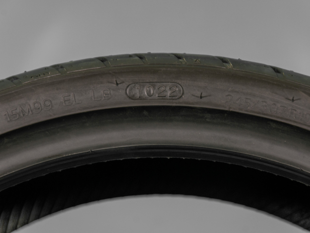 Pneumatiky Laufenn LK03 Z Fit EQ 245/30 R19 Letní